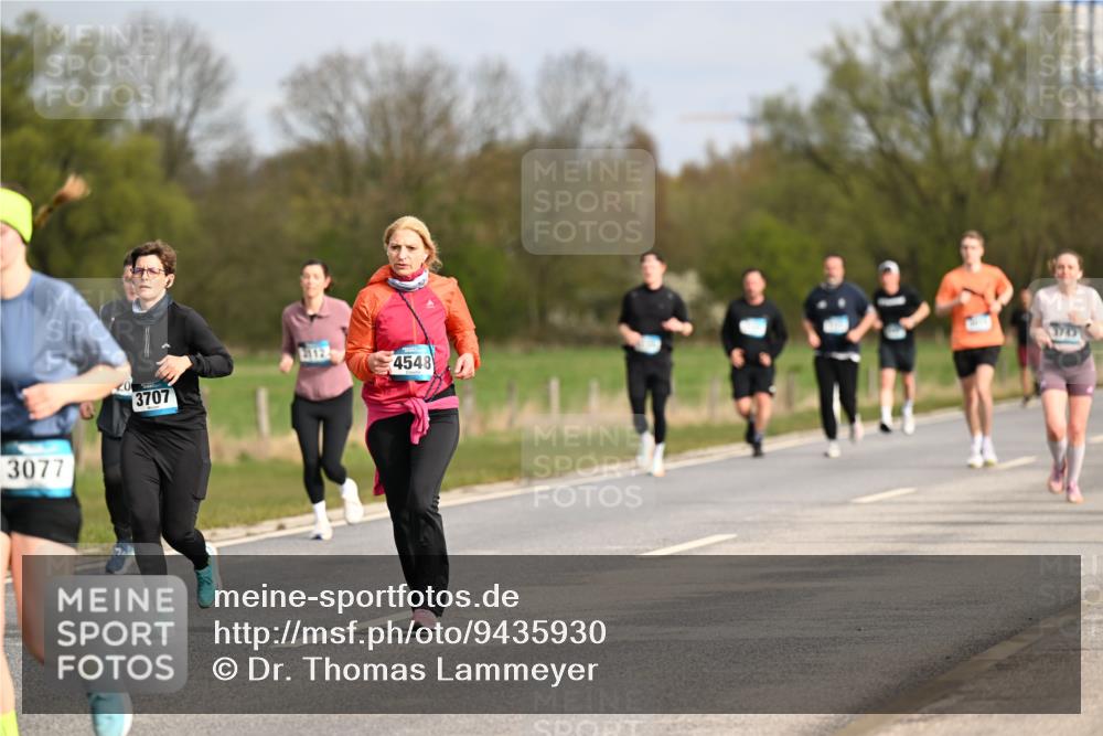 12.04.2026 - 45. Internationalen Wilhelmsburger Insellauf Dr. Thomas Lammeyer http://msf.ph/oto/9435930 12.04.2026 09:26:07 Laufen 3077, 0, 3707, 2112, 4548 meine-sportfotos.de