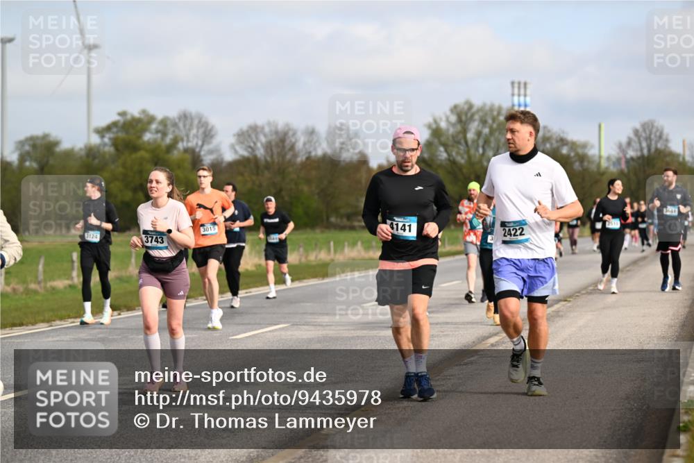 12.04.2026 - 45. Internationalen Wilhelmsburger Insellauf Dr. Thomas Lammeyer http://msf.ph/oto/9435978 12.04.2026 09:26:16 Laufen 3124, 3743, 3015, 4141, 2422, 3631 meine-sportfotos.de