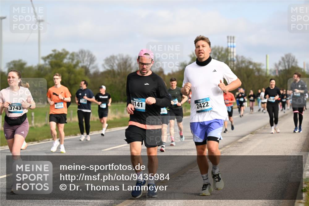 12.04.2026 - 45. Internationalen Wilhelmsburger Insellauf Dr. Thomas Lammeyer http://msf.ph/oto/9435984 12.04.2026 09:26:18 Laufen 3743, 4141, 3015, 080, 2422 meine-sportfotos.de