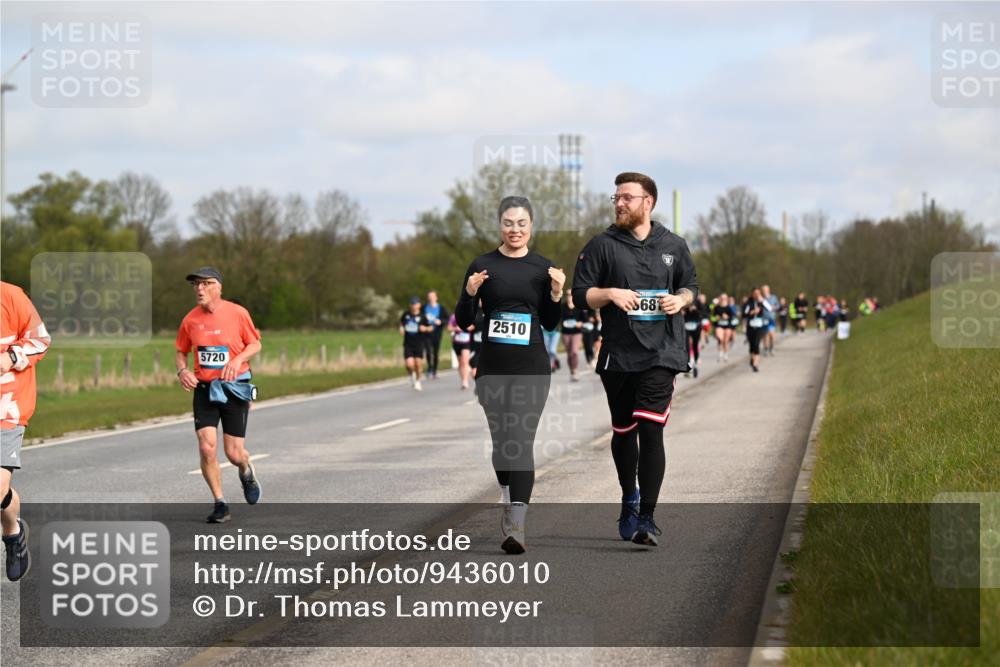 12.04.2026 - 45. Internationalen Wilhelmsburger Insellauf Dr. Thomas Lammeyer http://msf.ph/oto/9436010 12.04.2026 09:26:24 Laufen 5720, 2510, 681 meine-sportfotos.de