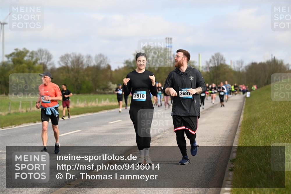 12.04.2026 - 45. Internationalen Wilhelmsburger Insellauf Dr. Thomas Lammeyer http://msf.ph/oto/9436014 12.04.2026 09:26:24 Laufen 5, 2510, 3681 meine-sportfotos.de