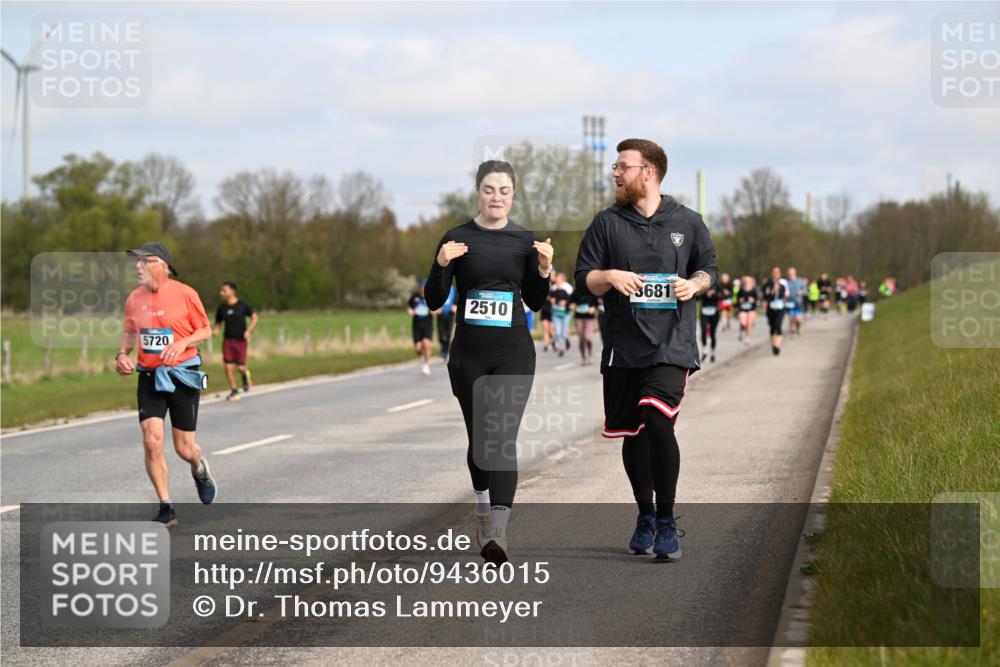 12.04.2026 - 45. Internationalen Wilhelmsburger Insellauf Dr. Thomas Lammeyer http://msf.ph/oto/9436015 12.04.2026 09:26:25 Laufen 5720, 2510, 3681 meine-sportfotos.de