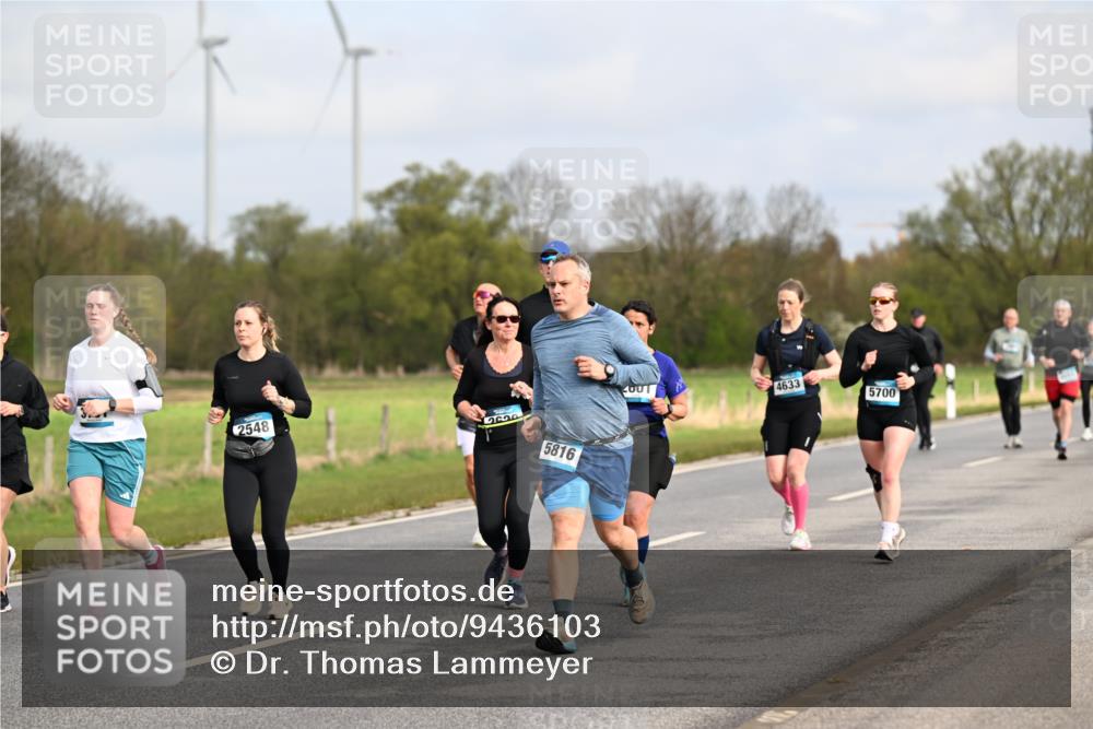 12.04.2026 - 45. Internationalen Wilhelmsburger Insellauf Dr. Thomas Lammeyer http://msf.ph/oto/9436103 12.04.2026 09:26:43 Laufen 2548, 5816, 2001, 4633, 5700 meine-sportfotos.de