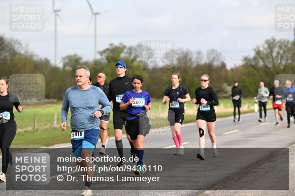 12.04.2026 - 45. Internationalen Wilhelmsburger Insellauf Dr. Thomas Lammeyer http://msf.ph/oto/9436110 12.04.2026 09:26:44 Laufen 548, 5816, 24, 2601, 4633, 5700 meine-sportfotos.de