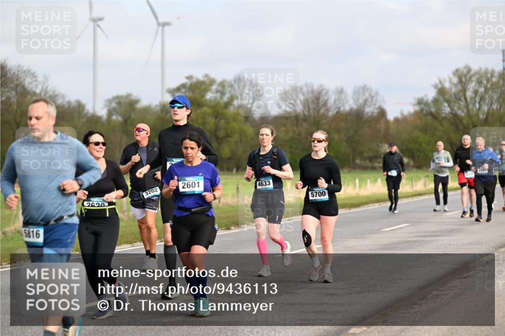 12.04.2026 - 45. Internationalen Wilhelmsburger Insellauf Dr. Thomas Lammeyer http://msf.ph/oto/9436113 12.04.2026 09:26:45 Laufen 5816, 2620, 3202, 2601, 4633, 5700 meine-sportfotos.de
