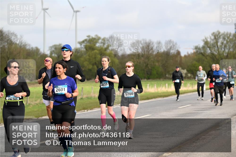 12.04.2026 - 45. Internationalen Wilhelmsburger Insellauf Dr. Thomas Lammeyer http://msf.ph/oto/9436118 12.04.2026 09:26:45 Laufen 2601, 4633, 5700 meine-sportfotos.de