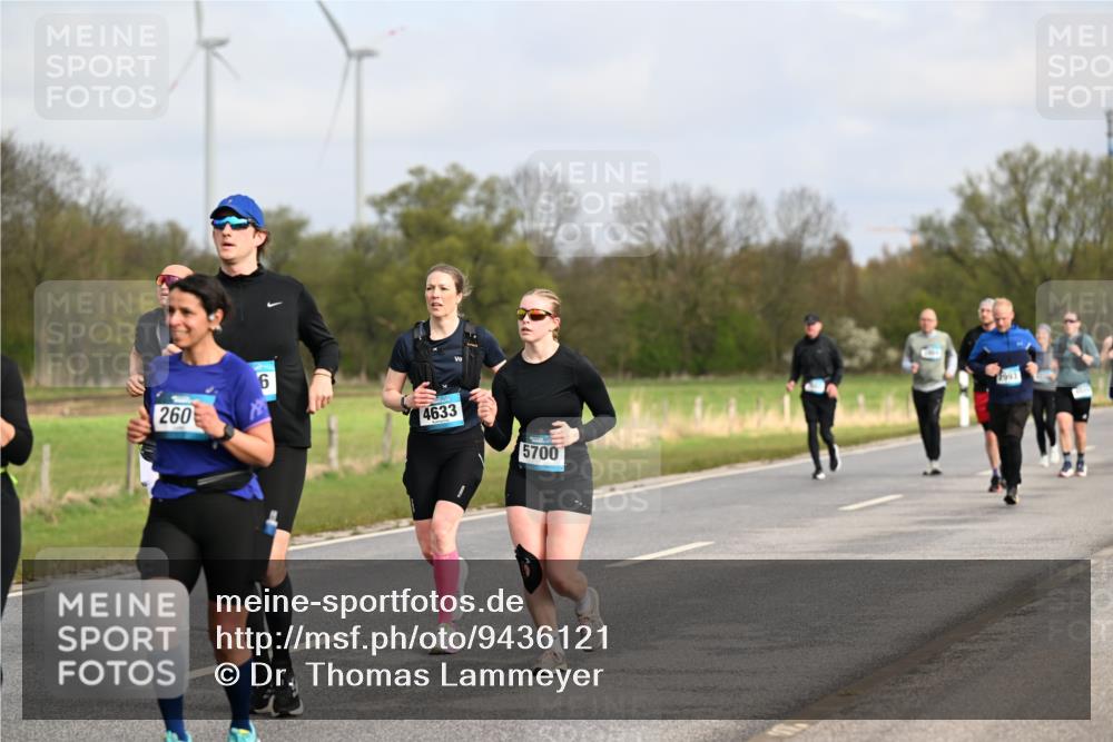 12.04.2026 - 45. Internationalen Wilhelmsburger Insellauf Dr. Thomas Lammeyer http://msf.ph/oto/9436121 12.04.2026 09:26:46 Laufen 260, 6, 4633, 5700 meine-sportfotos.de