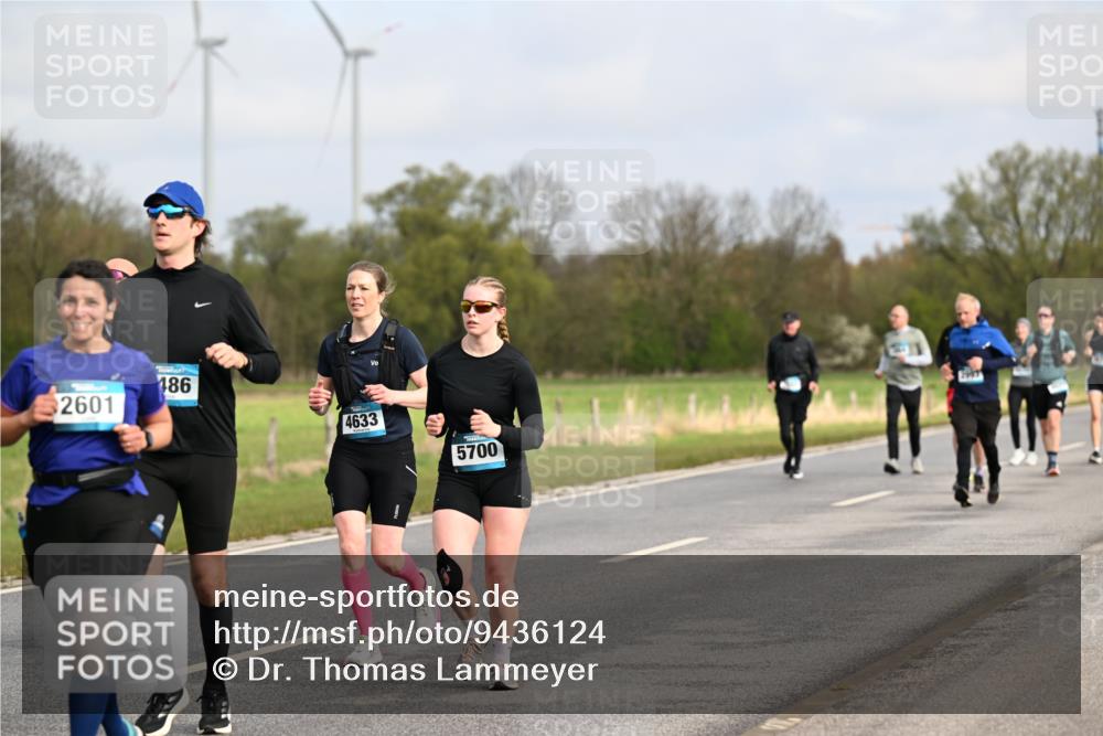 12.04.2026 - 45. Internationalen Wilhelmsburger Insellauf Dr. Thomas Lammeyer http://msf.ph/oto/9436124 12.04.2026 09:26:46 Laufen 2601, 486, 4633, 5700 meine-sportfotos.de