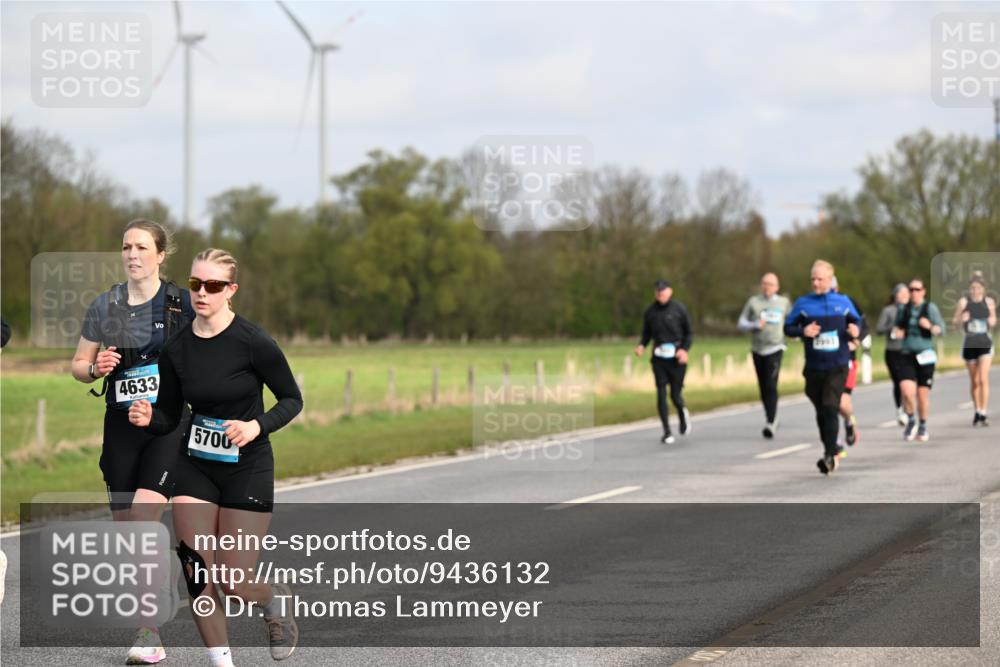 12.04.2026 - 45. Internationalen Wilhelmsburger Insellauf Dr. Thomas Lammeyer http://msf.ph/oto/9436132 12.04.2026 09:26:47 Laufen 4633, 5700 meine-sportfotos.de