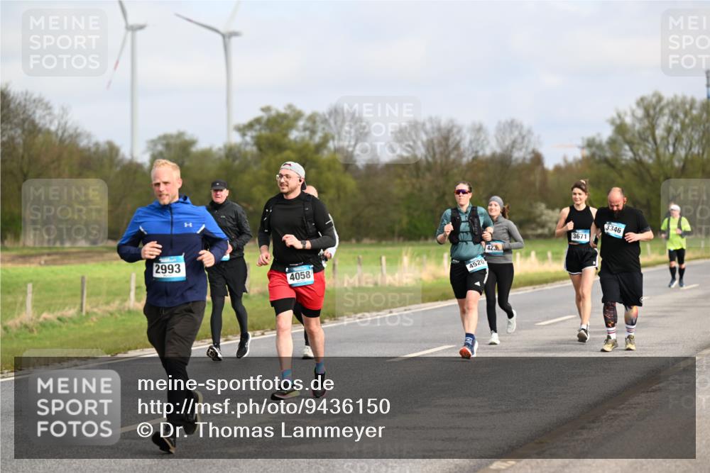 12.04.2026 - 45. Internationalen Wilhelmsburger Insellauf Dr. Thomas Lammeyer http://msf.ph/oto/9436150 12.04.2026 09:26:52 Laufen 2993, 4058, 4520, 423, 3671, 3346 meine-sportfotos.de