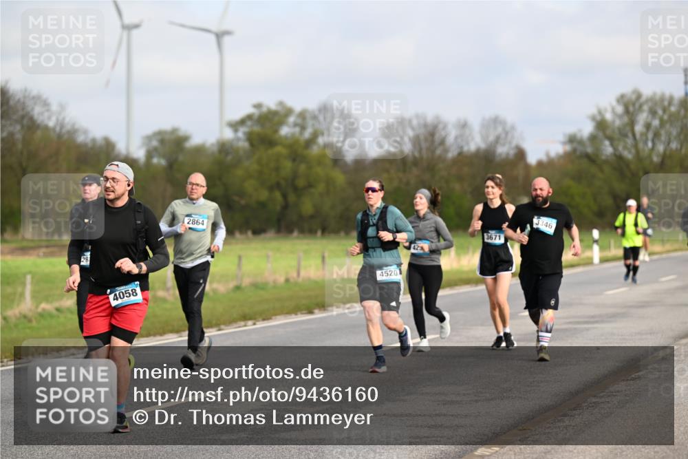 12.04.2026 - 45. Internationalen Wilhelmsburger Insellauf Dr. Thomas Lammeyer http://msf.ph/oto/9436160 12.04.2026 09:26:54 Laufen 28, 4058, 2864, 4520, 42, 3671, 3346 meine-sportfotos.de
