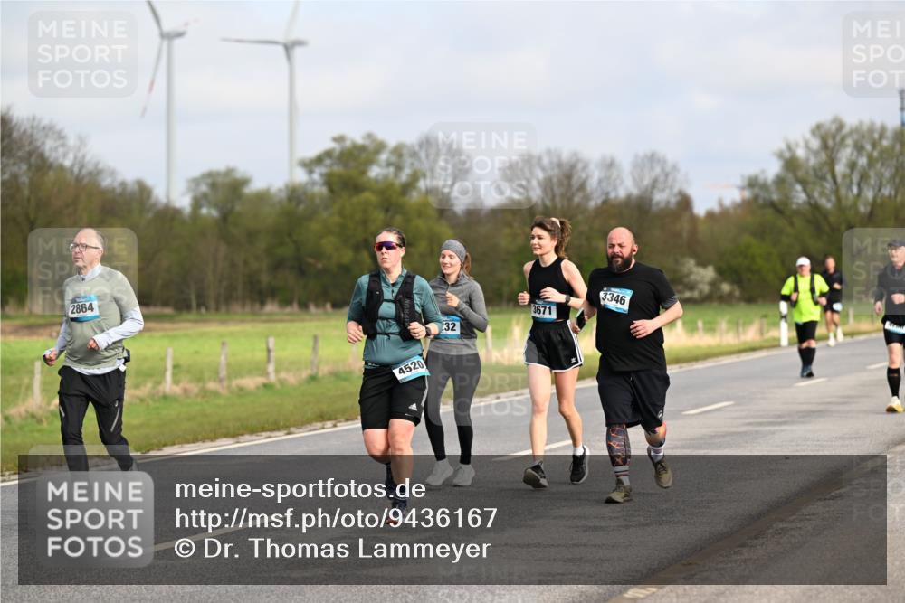 12.04.2026 - 45. Internationalen Wilhelmsburger Insellauf Dr. Thomas Lammeyer http://msf.ph/oto/9436167 12.04.2026 09:26:55 Laufen 2864, 4520, 32, 3671, 3346 meine-sportfotos.de