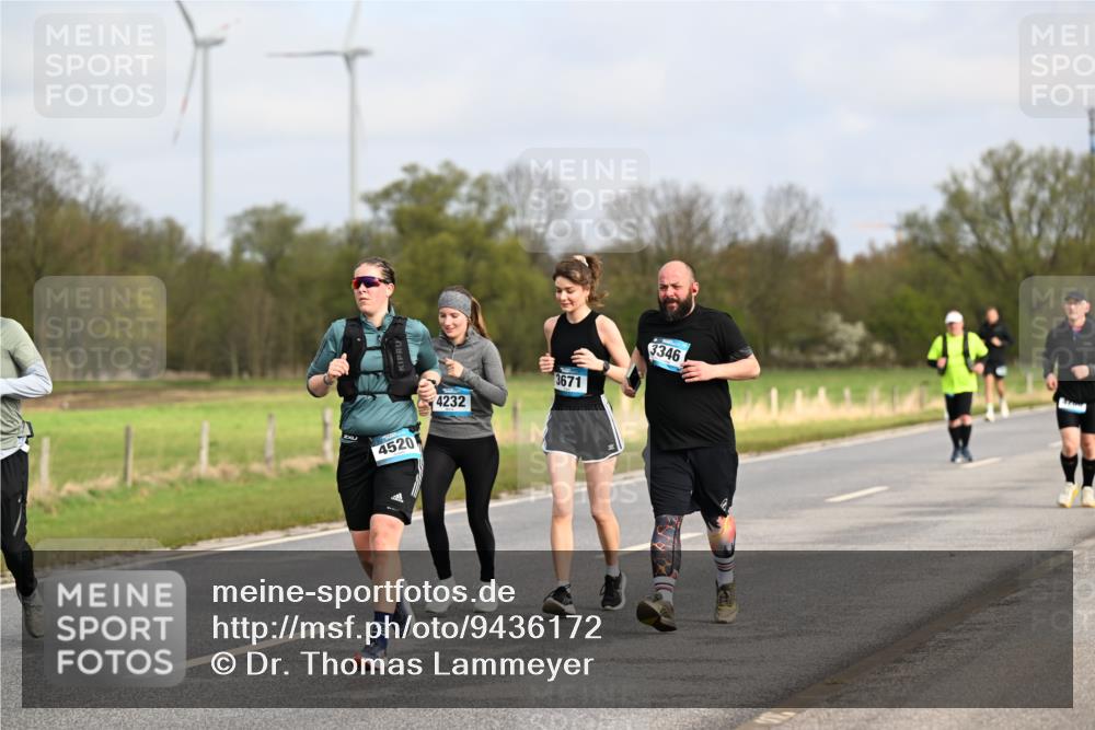 12.04.2026 - 45. Internationalen Wilhelmsburger Insellauf Dr. Thomas Lammeyer http://msf.ph/oto/9436172 12.04.2026 09:26:55 Laufen 4520, 4232, 3671, 3346 meine-sportfotos.de