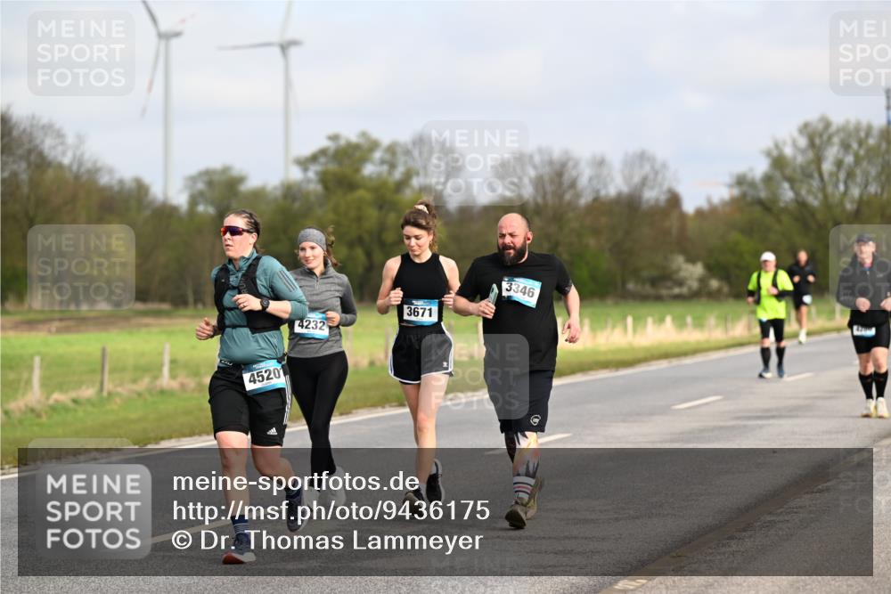 12.04.2026 - 45. Internationalen Wilhelmsburger Insellauf Dr. Thomas Lammeyer http://msf.ph/oto/9436175 12.04.2026 09:26:56 Laufen 4520, 4232, 3671, 3346 meine-sportfotos.de
