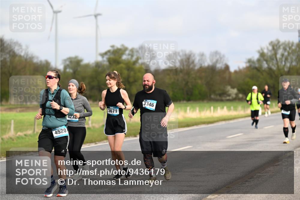 12.04.2026 - 45. Internationalen Wilhelmsburger Insellauf Dr. Thomas Lammeyer http://msf.ph/oto/9436179 12.04.2026 09:26:56 Laufen 4520, 423, 3671, 3346 meine-sportfotos.de