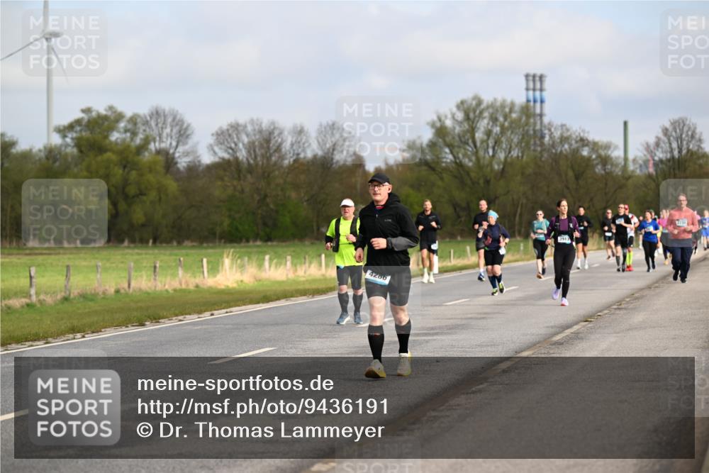 12.04.2026 - 45. Internationalen Wilhelmsburger Insellauf Dr. Thomas Lammeyer http://msf.ph/oto/9436191 12.04.2026 09:26:59 Laufen 4286, 3913, 7230 meine-sportfotos.de