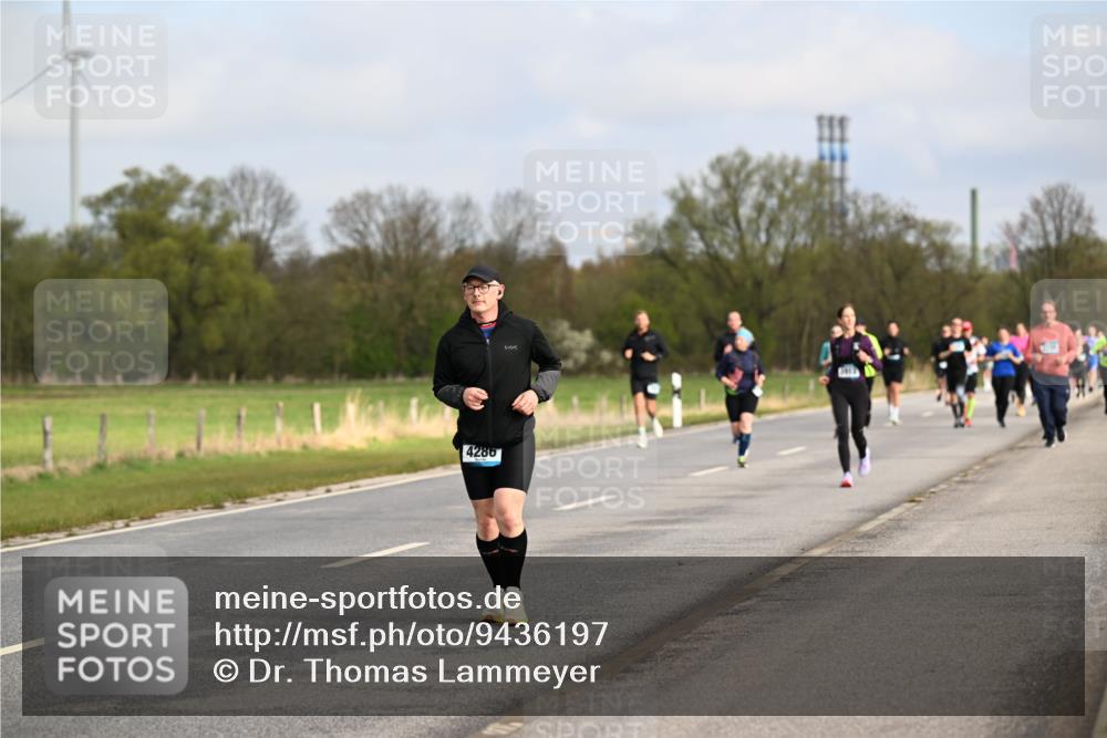 12.04.2026 - 45. Internationalen Wilhelmsburger Insellauf Dr. Thomas Lammeyer http://msf.ph/oto/9436197 12.04.2026 09:27:00 Laufen 4286 meine-sportfotos.de