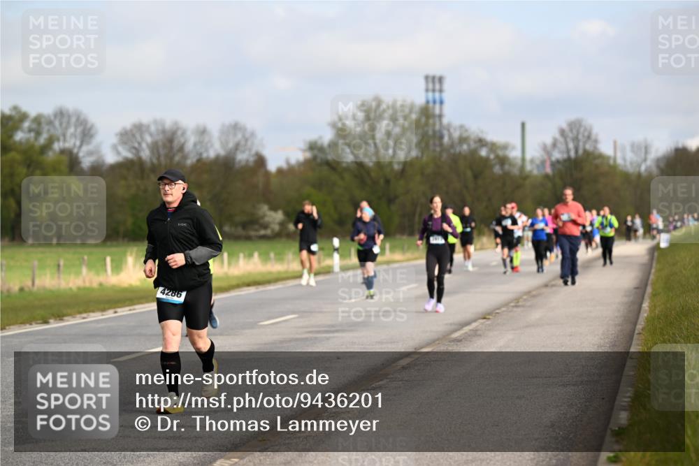 12.04.2026 - 45. Internationalen Wilhelmsburger Insellauf Dr. Thomas Lammeyer http://msf.ph/oto/9436201 12.04.2026 09:27:01 Laufen 4286 meine-sportfotos.de