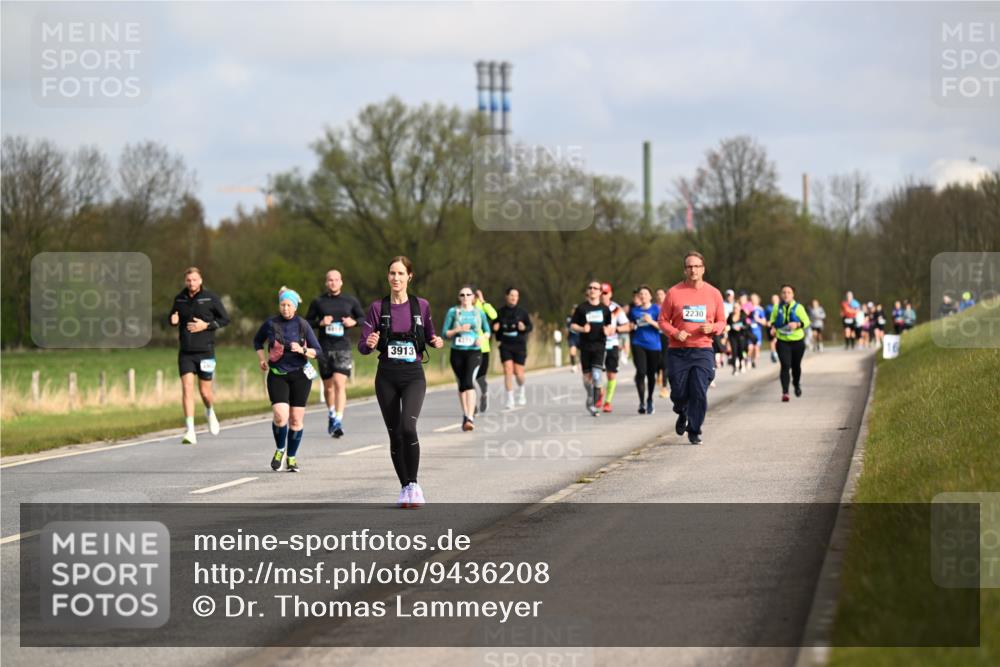 12.04.2026 - 45. Internationalen Wilhelmsburger Insellauf Dr. Thomas Lammeyer http://msf.ph/oto/9436208 12.04.2026 09:27:03 Laufen 3913, 2230 meine-sportfotos.de