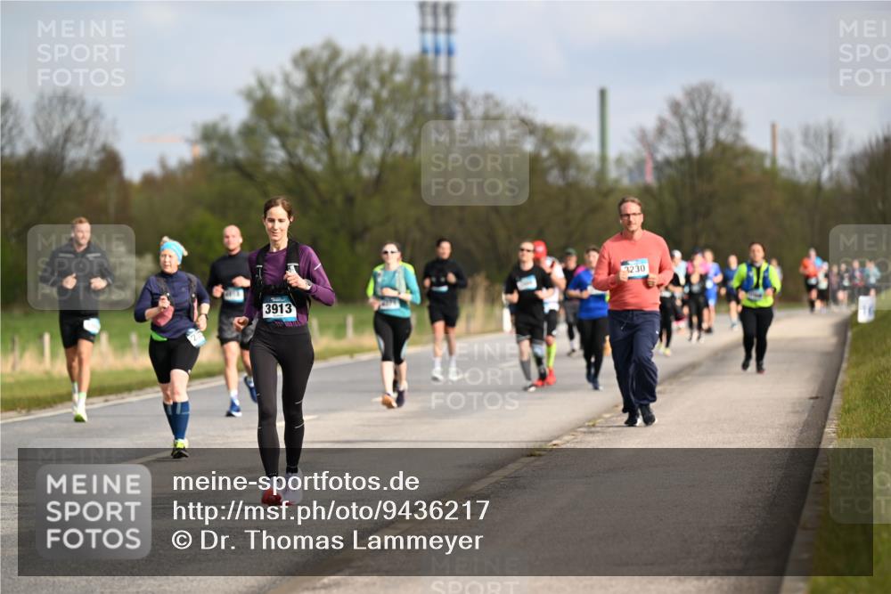 12.04.2026 - 45. Internationalen Wilhelmsburger Insellauf Dr. Thomas Lammeyer http://msf.ph/oto/9436217 12.04.2026 09:27:05 Laufen 3913, 3230 meine-sportfotos.de