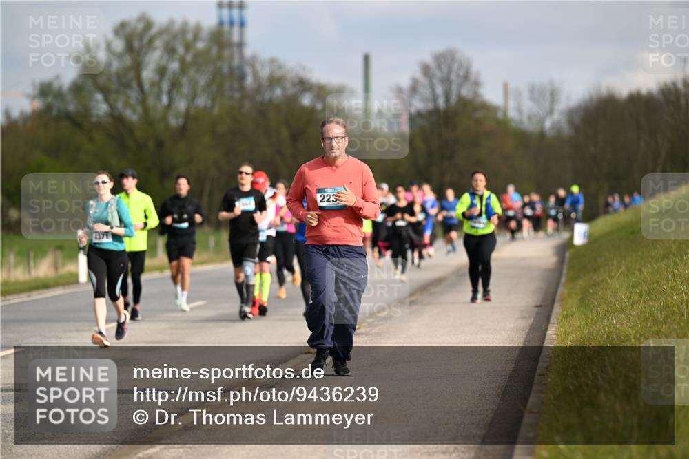 12.04.2026 - 45. Internationalen Wilhelmsburger Insellauf Dr. Thomas Lammeyer http://msf.ph/oto/9436239 12.04.2026 09:27:09 Laufen 225 meine-sportfotos.de