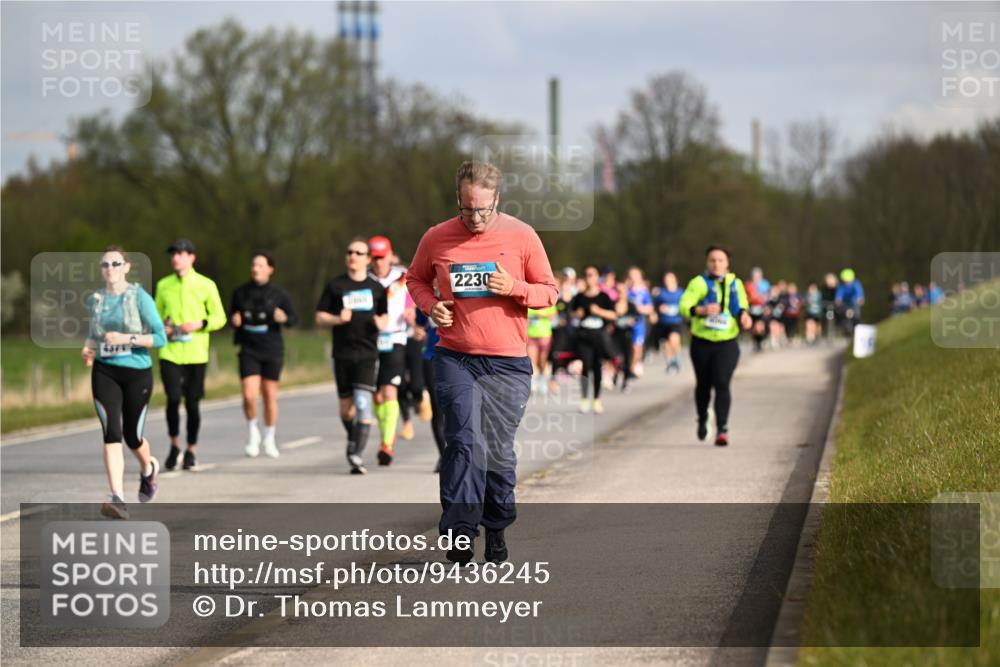 12.04.2026 - 45. Internationalen Wilhelmsburger Insellauf Dr. Thomas Lammeyer http://msf.ph/oto/9436245 12.04.2026 09:27:09 Laufen 2230 meine-sportfotos.de