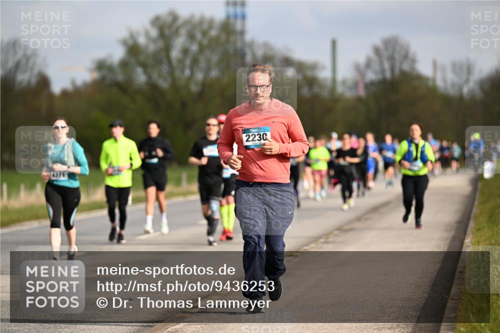 12.04.2026 - 45. Internationalen Wilhelmsburger Insellauf Dr. Thomas Lammeyer http://msf.ph/oto/9436253 12.04.2026 09:27:11 Laufen 2230 meine-sportfotos.de