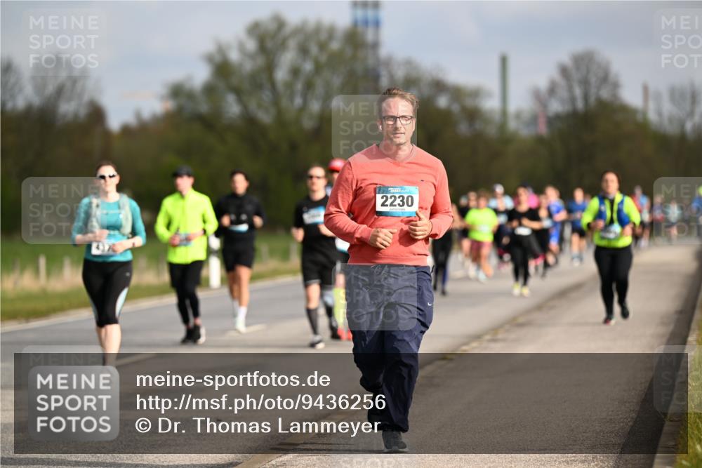 12.04.2026 - 45. Internationalen Wilhelmsburger Insellauf Dr. Thomas Lammeyer http://msf.ph/oto/9436256 12.04.2026 09:27:11 Laufen 2230 meine-sportfotos.de
