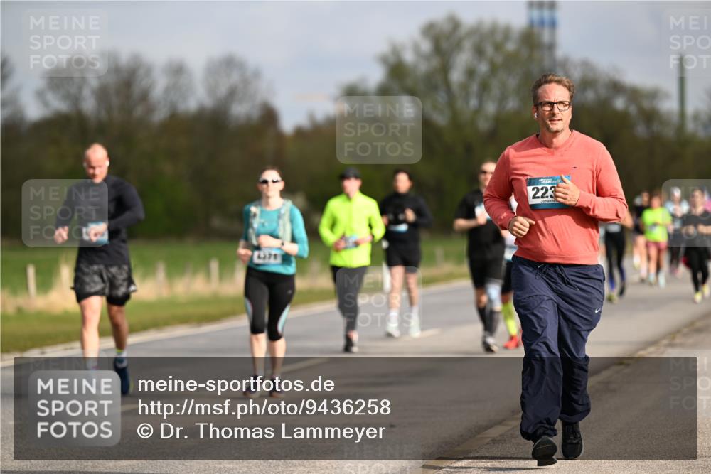 12.04.2026 - 45. Internationalen Wilhelmsburger Insellauf Dr. Thomas Lammeyer http://msf.ph/oto/9436258 12.04.2026 09:27:12 Laufen 6371, 223 meine-sportfotos.de
