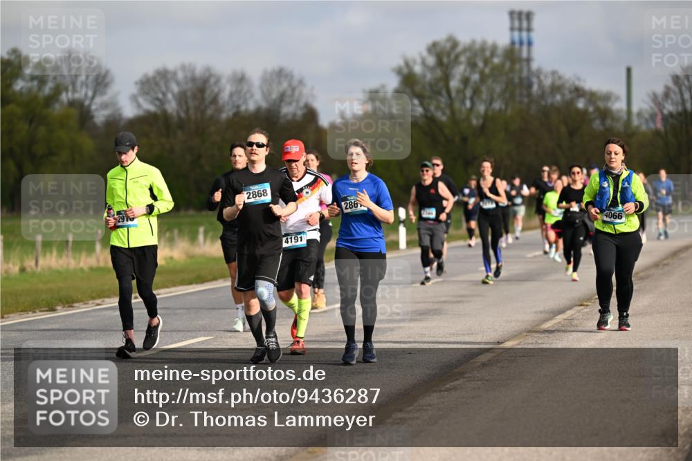12.04.2026 - 45. Internationalen Wilhelmsburger Insellauf Dr. Thomas Lammeyer http://msf.ph/oto/9436287 12.04.2026 09:27:17 Laufen 2868, 4066, 4191, 286 meine-sportfotos.de