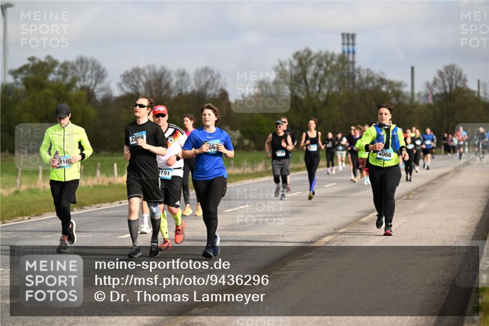 12.04.2026 - 45. Internationalen Wilhelmsburger Insellauf Dr. Thomas Lammeyer http://msf.ph/oto/9436296 12.04.2026 09:27:18 Laufen 2868, 191, 86, 4066 meine-sportfotos.de