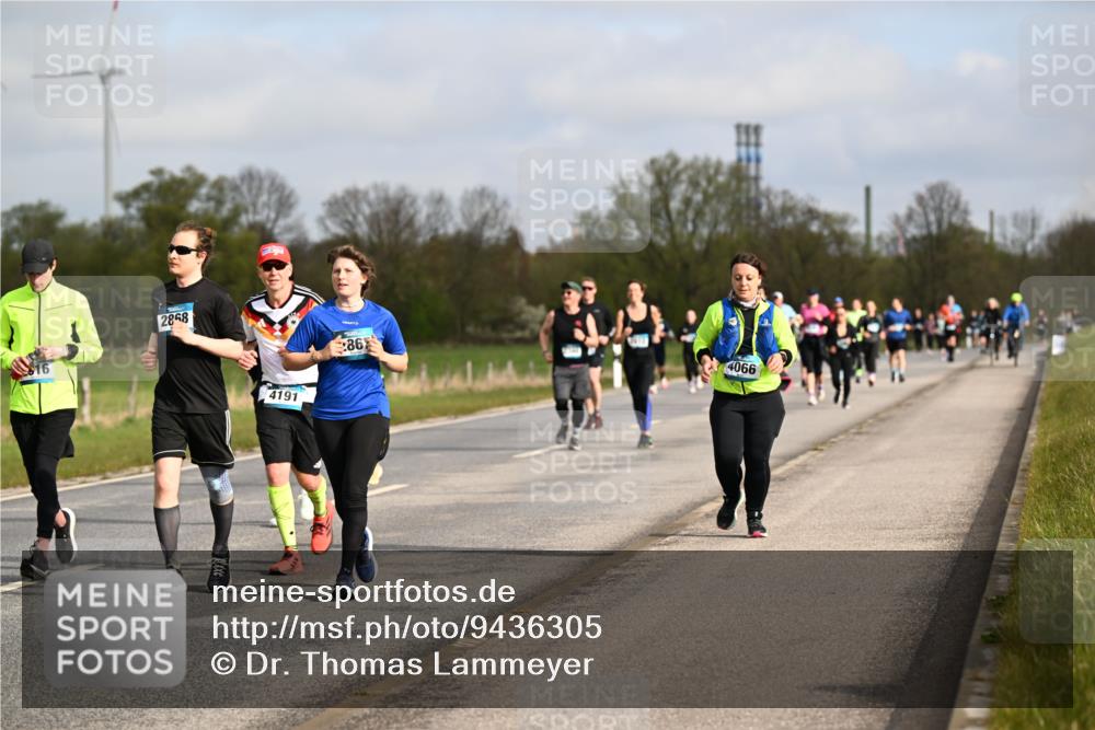 12.04.2026 - 45. Internationalen Wilhelmsburger Insellauf Dr. Thomas Lammeyer http://msf.ph/oto/9436305 12.04.2026 09:27:20 Laufen 2858, 4191, 86, 4066 meine-sportfotos.de