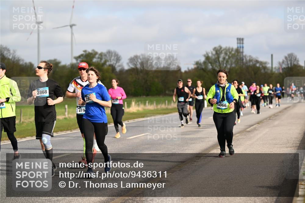12.04.2026 - 45. Internationalen Wilhelmsburger Insellauf Dr. Thomas Lammeyer http://msf.ph/oto/9436311 12.04.2026 09:27:21 Laufen 2868, 16, 419, 28, 2435, 4066 meine-sportfotos.de