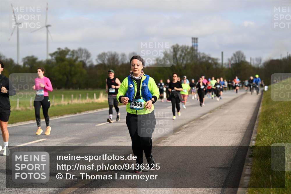 12.04.2026 - 45. Internationalen Wilhelmsburger Insellauf Dr. Thomas Lammeyer http://msf.ph/oto/9436325 12.04.2026 09:27:23 Laufen 3435, 4066 meine-sportfotos.de