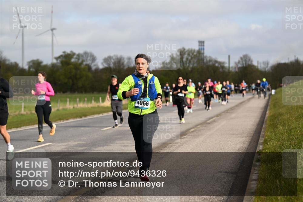 12.04.2026 - 45. Internationalen Wilhelmsburger Insellauf Dr. Thomas Lammeyer http://msf.ph/oto/9436326 12.04.2026 09:27:23 Laufen 4066 meine-sportfotos.de