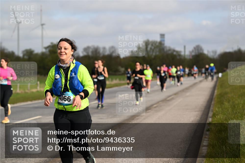 12.04.2026 - 45. Internationalen Wilhelmsburger Insellauf Dr. Thomas Lammeyer http://msf.ph/oto/9436335 12.04.2026 09:27:24 Laufen 4066 meine-sportfotos.de