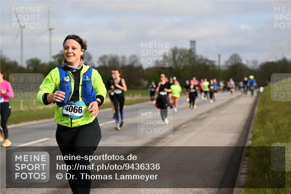 12.04.2026 - 45. Internationalen Wilhelmsburger Insellauf Dr. Thomas Lammeyer http://msf.ph/oto/9436336 12.04.2026 09:27:25 Laufen 45, 4066 meine-sportfotos.de