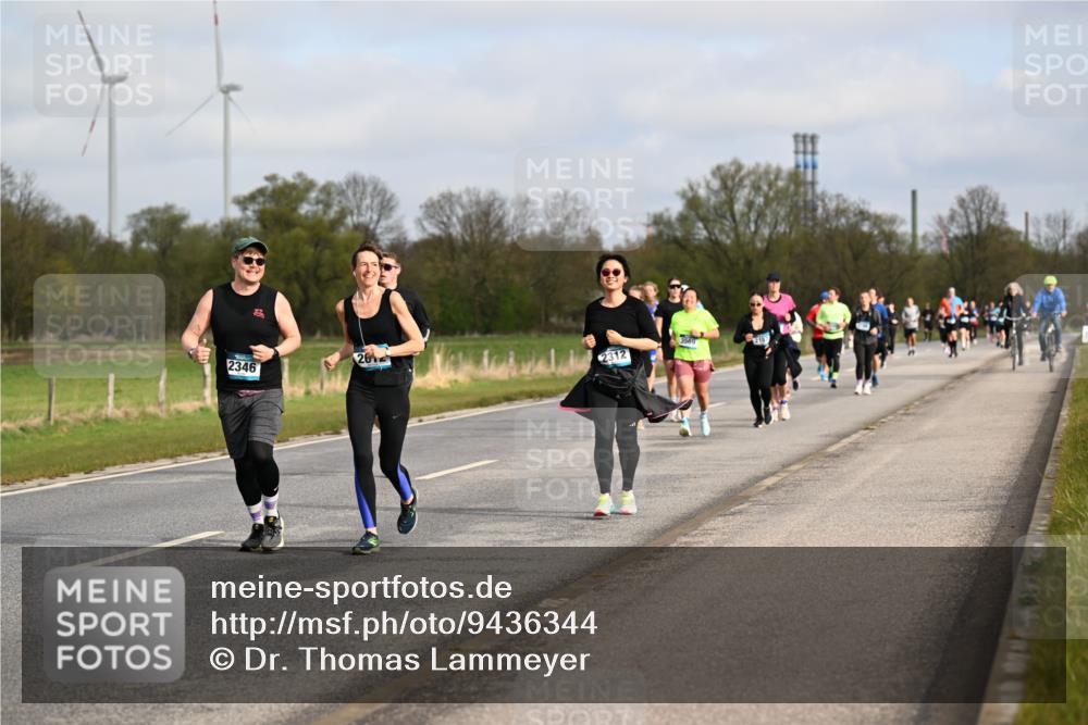 12.04.2026 - 45. Internationalen Wilhelmsburger Insellauf Dr. Thomas Lammeyer http://msf.ph/oto/9436344 12.04.2026 09:27:26 Laufen 2346, 26, 2312, 3569 meine-sportfotos.de
