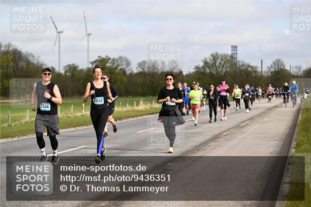 12.04.2026 - 45. Internationalen Wilhelmsburger Insellauf Dr. Thomas Lammeyer http://msf.ph/oto/9436351 12.04.2026 09:27:27 Laufen 2612, 2312, 2346, 3569, 2157 meine-sportfotos.de