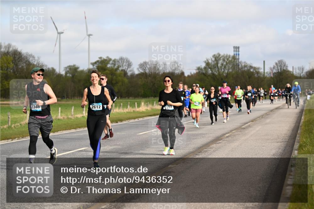 12.04.2026 - 45. Internationalen Wilhelmsburger Insellauf Dr. Thomas Lammeyer http://msf.ph/oto/9436352 12.04.2026 09:27:28 Laufen 2346, 26127 meine-sportfotos.de