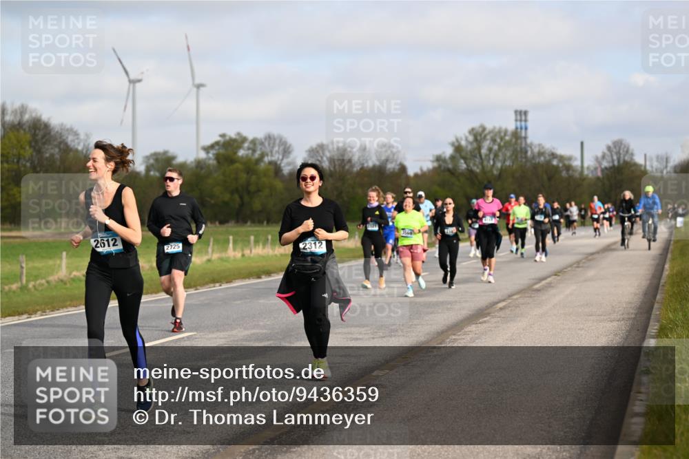 12.04.2026 - 45. Internationalen Wilhelmsburger Insellauf Dr. Thomas Lammeyer http://msf.ph/oto/9436359 12.04.2026 09:27:29 Laufen 2612, 2725, 2312, 2321, 3569 meine-sportfotos.de