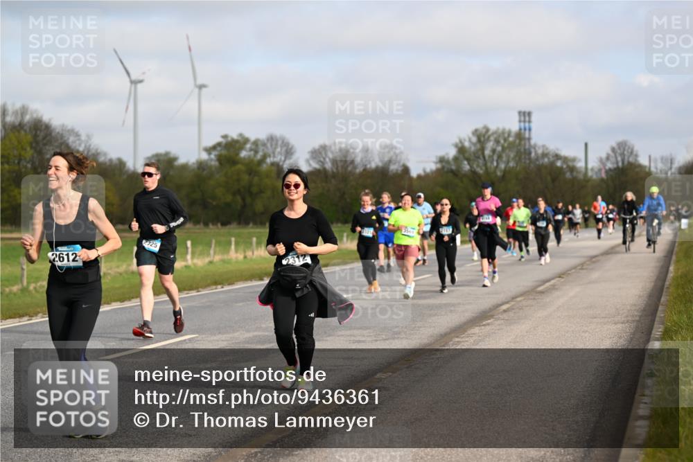 12.04.2026 - 45. Internationalen Wilhelmsburger Insellauf Dr. Thomas Lammeyer http://msf.ph/oto/9436361 12.04.2026 09:27:29 Laufen 2612, 2725, 3569, 2157 meine-sportfotos.de