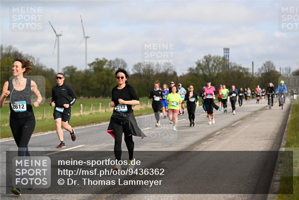 12.04.2026 - 45. Internationalen Wilhelmsburger Insellauf Dr. Thomas Lammeyer http://msf.ph/oto/9436362 12.04.2026 09:27:29 Laufen 2612, 2725, 2312 meine-sportfotos.de