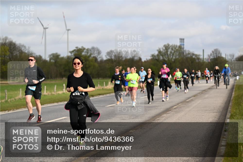 12.04.2026 - 45. Internationalen Wilhelmsburger Insellauf Dr. Thomas Lammeyer http://msf.ph/oto/9436366 12.04.2026 09:27:30 Laufen 2725 meine-sportfotos.de
