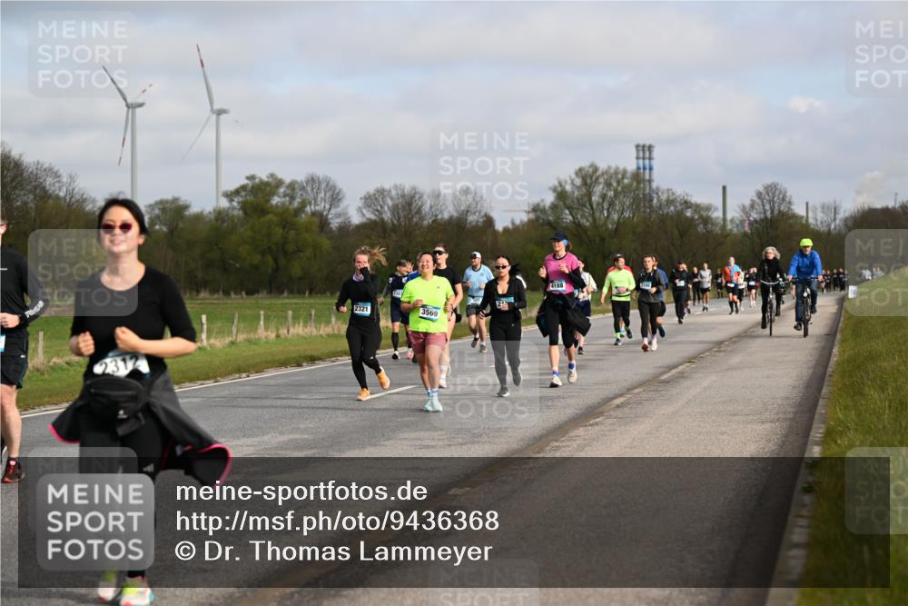 12.04.2026 - 45. Internationalen Wilhelmsburger Insellauf Dr. Thomas Lammeyer http://msf.ph/oto/9436368 12.04.2026 09:27:30 Laufen 231, 4188, 2199, 2, 2321, 3569 meine-sportfotos.de
