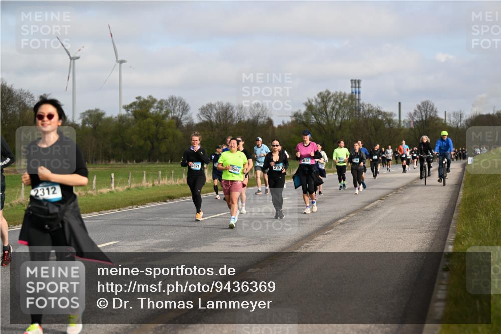 12.04.2026 - 45. Internationalen Wilhelmsburger Insellauf Dr. Thomas Lammeyer http://msf.ph/oto/9436369 12.04.2026 09:27:30 Laufen 2312, 4188, 2321, 2157, 3569 meine-sportfotos.de