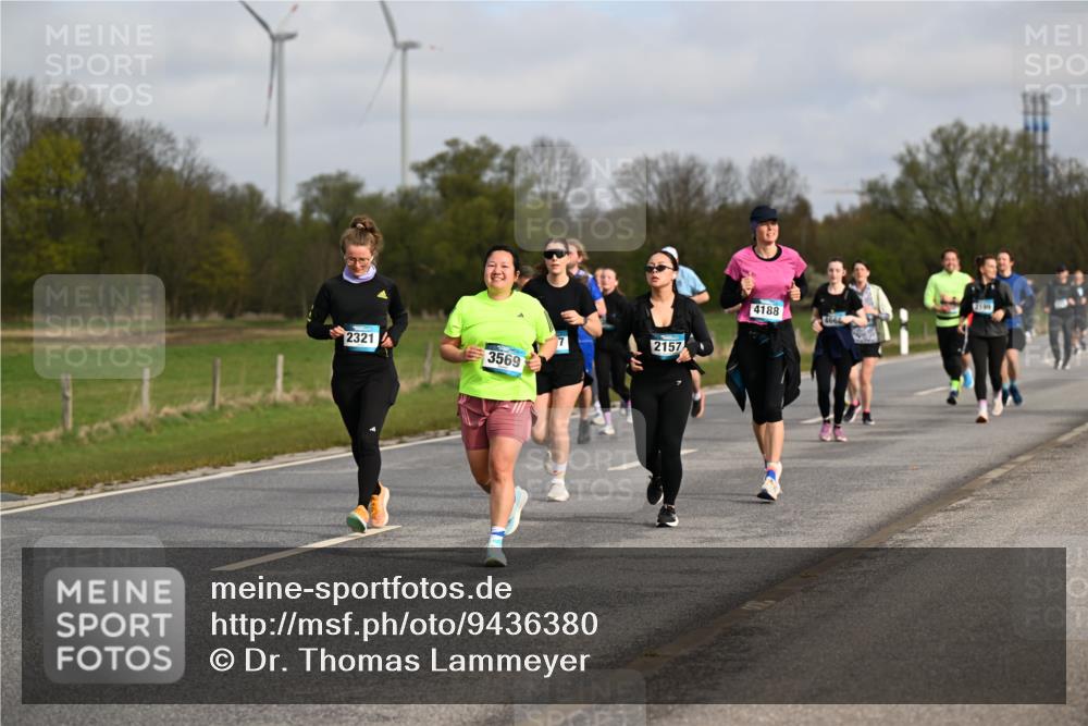 12.04.2026 - 45. Internationalen Wilhelmsburger Insellauf Dr. Thomas Lammeyer http://msf.ph/oto/9436380 12.04.2026 09:27:33 Laufen 2321, 3569, 2157, 4188, 2199, 4666 meine-sportfotos.de