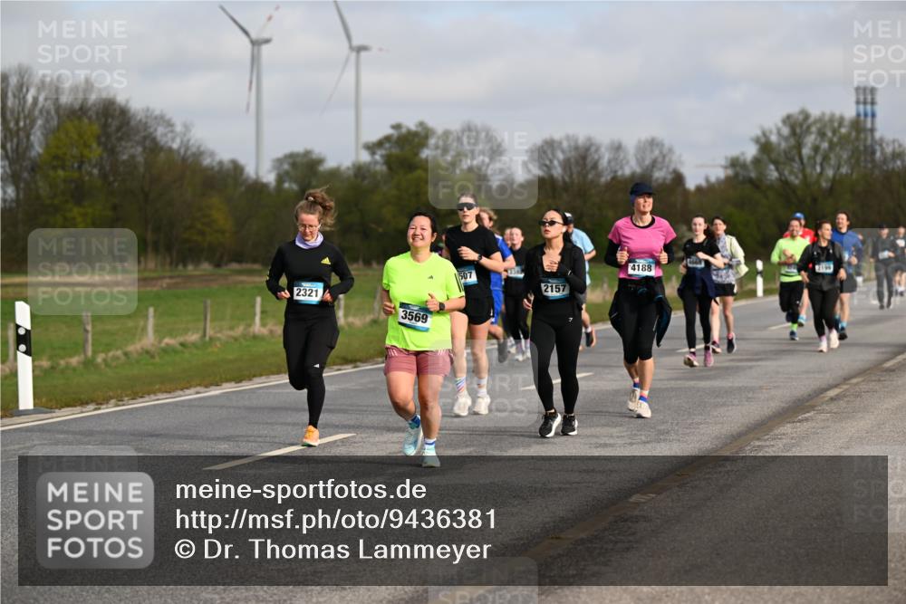 12.04.2026 - 45. Internationalen Wilhelmsburger Insellauf Dr. Thomas Lammeyer http://msf.ph/oto/9436381 12.04.2026 09:27:33 Laufen 2321, 3569, 507, 2157, 4188, 2105 meine-sportfotos.de