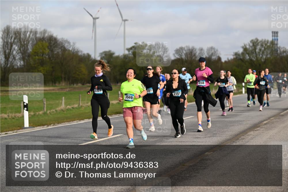 12.04.2026 - 45. Internationalen Wilhelmsburger Insellauf Dr. Thomas Lammeyer http://msf.ph/oto/9436383 12.04.2026 09:27:33 Laufen 2321, 3569, 3507, 2157, 4188 meine-sportfotos.de