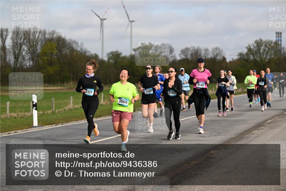12.04.2026 - 45. Internationalen Wilhelmsburger Insellauf Dr. Thomas Lammeyer http://msf.ph/oto/9436386 12.04.2026 09:27:33 Laufen 4668, 4188, 3507, 2157, 2321, 3569 meine-sportfotos.de